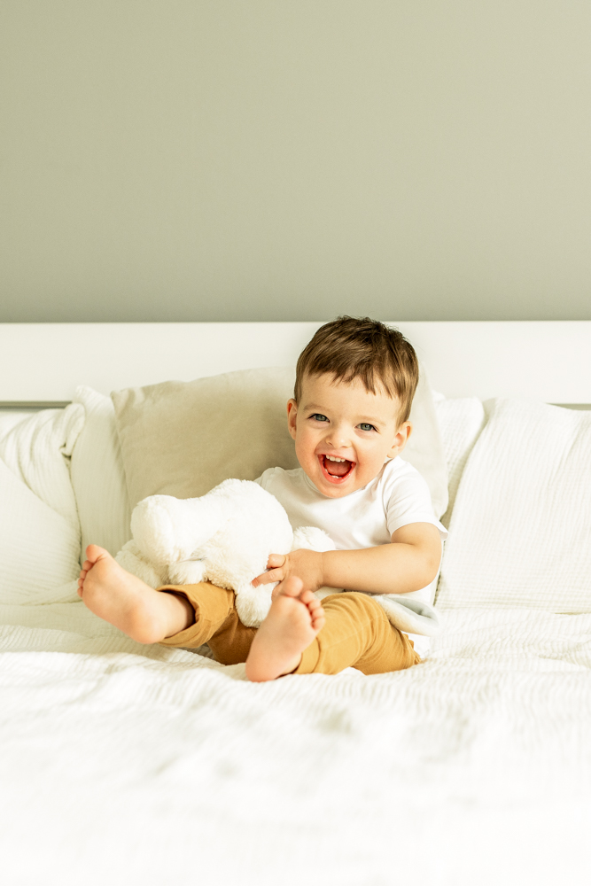 entspannte Babyfotos zuhause